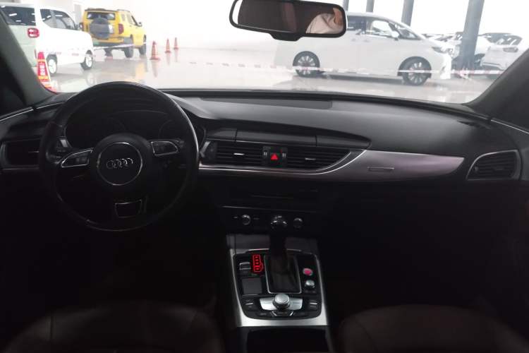 Used Audi A6L 2018 30th Anniversary Edition 45 TFSI quattro Sport model
