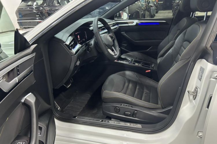 Used Volkswagen FAW-Volkswagen CC 2023 380TSI Striking Edition
