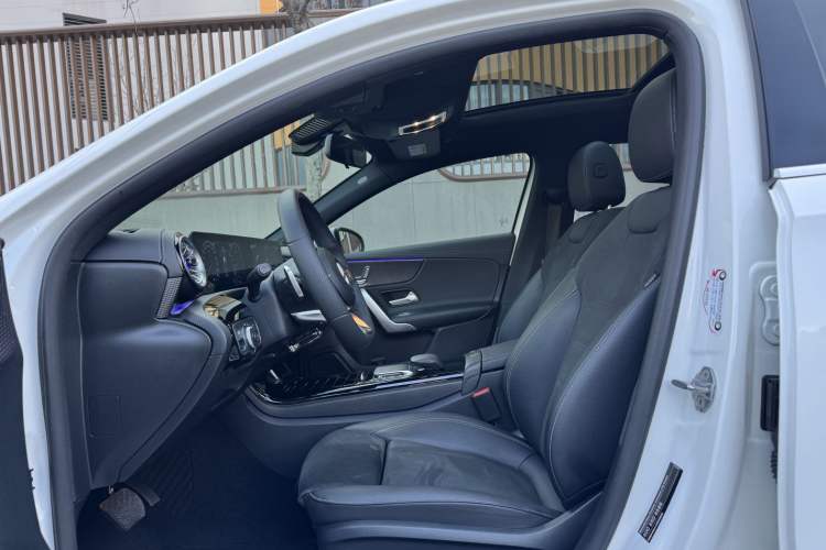 Used Mercedes-Benz A-Class 2021 A 200 L Sport Sedan Fashion Model