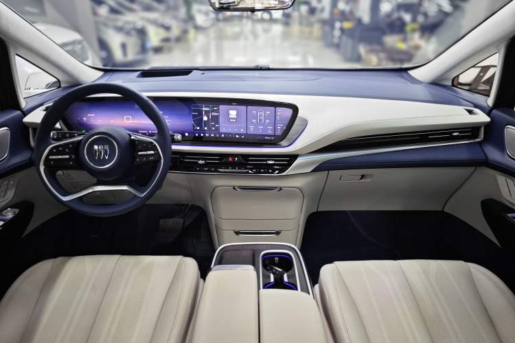 Used Buick Century 2023 2.0T Six-Seater Yinshi Edition
