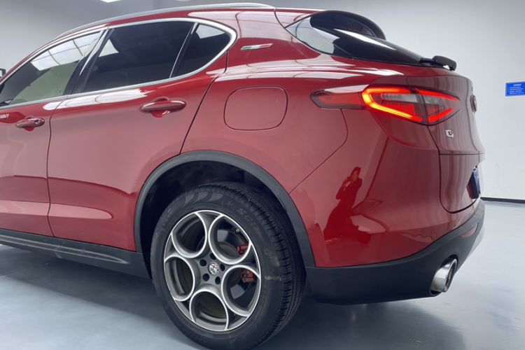 Used Alfa Romeo Stelvio 2020 2.0T 280HP Luxury Sports Edition