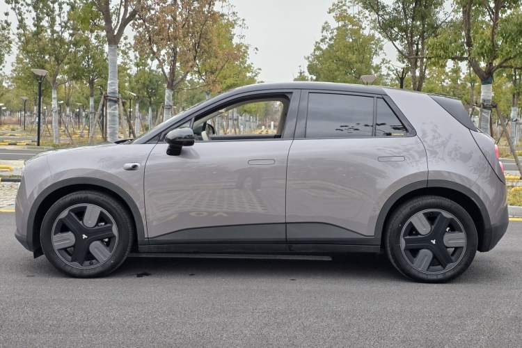 Used  firefly 2025 Free Edition