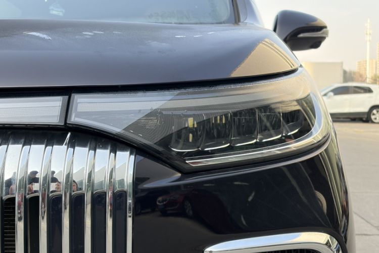 Used VOYAH Dream 2025 PHEV Four-Wheel-Drive Flagship Kunpeng Edition
