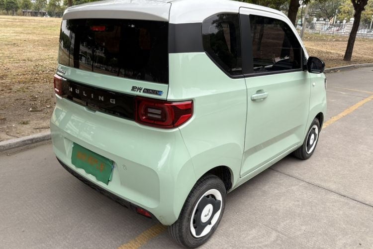 Used Wuling Hongguang MINIEV 2022 Macaron Premium Model – Lithium Iron Phosphate