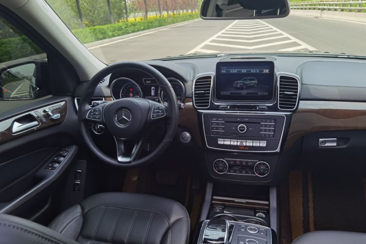 Used Mercedes-Benz GLS 2017 GLS 400 4MATIC Dynamic Model
