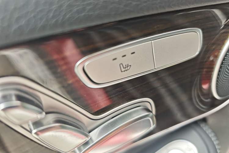 Used Mercedes-Benz GLC 2016 GLC 260 4MATIC Dynamic Edition
