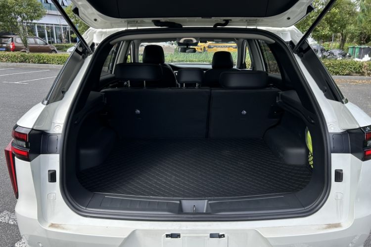 Used Venucia Star 2021 260T Automatic 48V Mild Hybrid Turbocharged Star Achieve Edition
