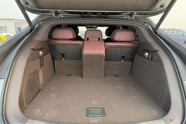 Used Denza Z9GT 2024 1100 Four-Wheel Drive Max Edition
