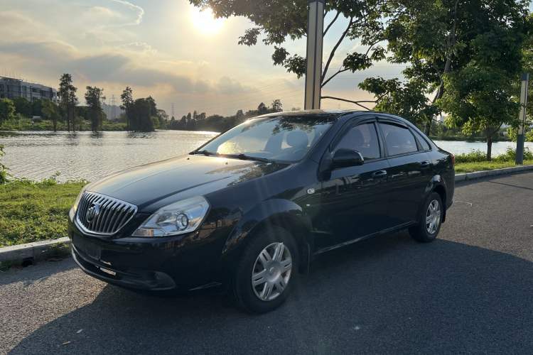 Used Buick Excelle 2013 1.5L Manual Classic Model
