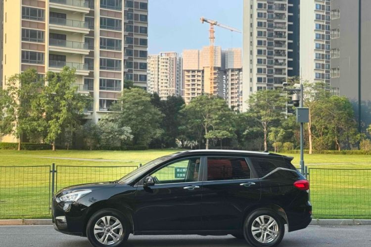 Used Haval M6 2018 Revised Version 1.5T DCT Two-Wheel Drive Elite Edition
