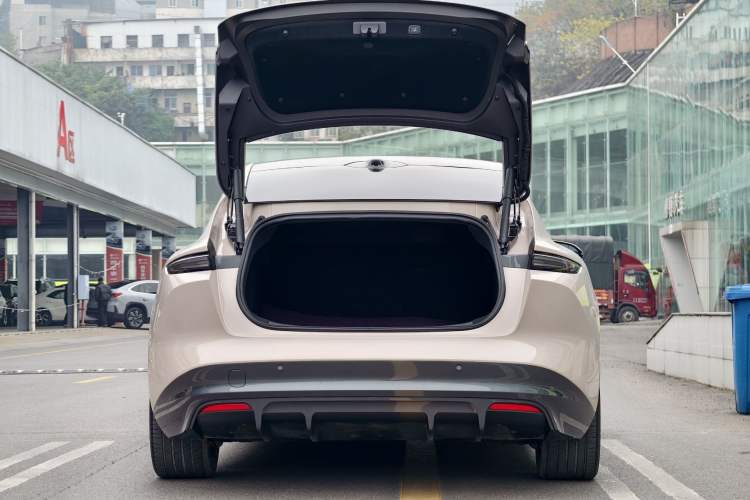 Used Nio ET5 2022 75 kWh