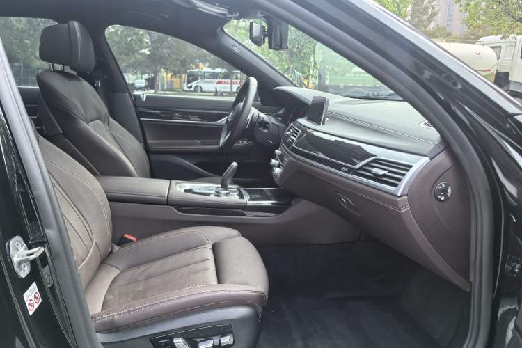 Used BMW 7 Series 2018 730Li Leading Model M Sport Package
