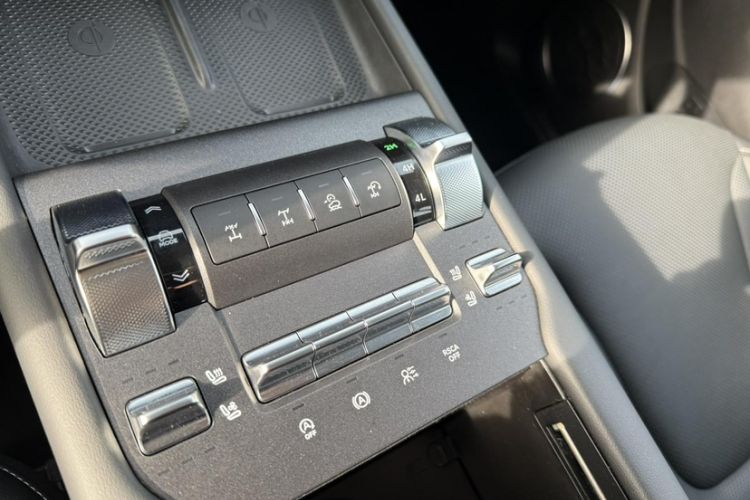 Used Tank 300 2025 2.0T Conqueror
