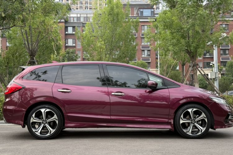 Used Honda Jade 2017 210 TURBO CVT Luxury Edition 5 Seats
