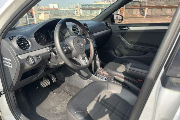 Used Volkswagen Jetta 2015 1.4TSI Automatic Sport Model