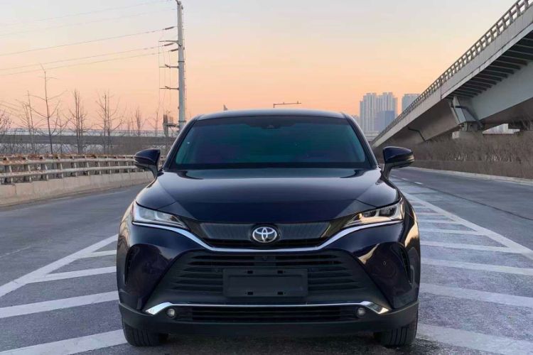 Used Toyota Harrier 2022 2.0L CVT Two-Wheel Drive Deluxe Edition