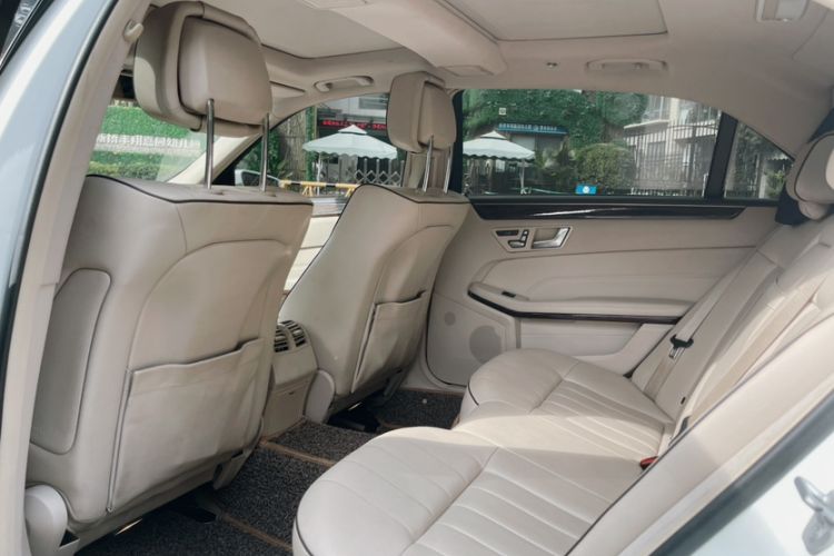 Used Mercedes-Benz E-Class 2015 E 260 L