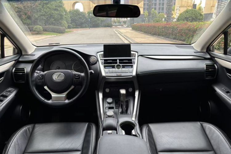 Used Lexus NX 2015 200 Front-Wheel Drive X-Trail SE Edition