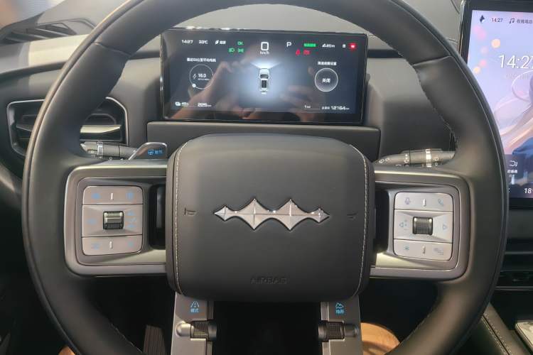 Used  Titanium 3 2025 501KM All-Wheel Drive Intelligent Driving Ultra Version
