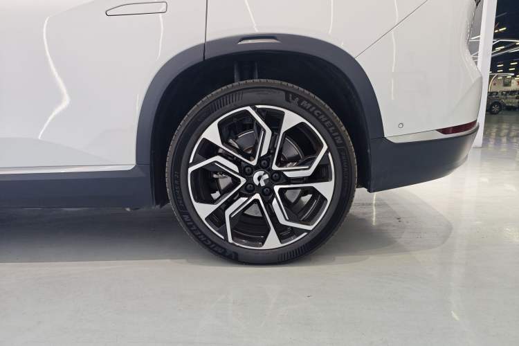 Used Nio ES8 2020 415 km Signature Edition 6-Seater Version
