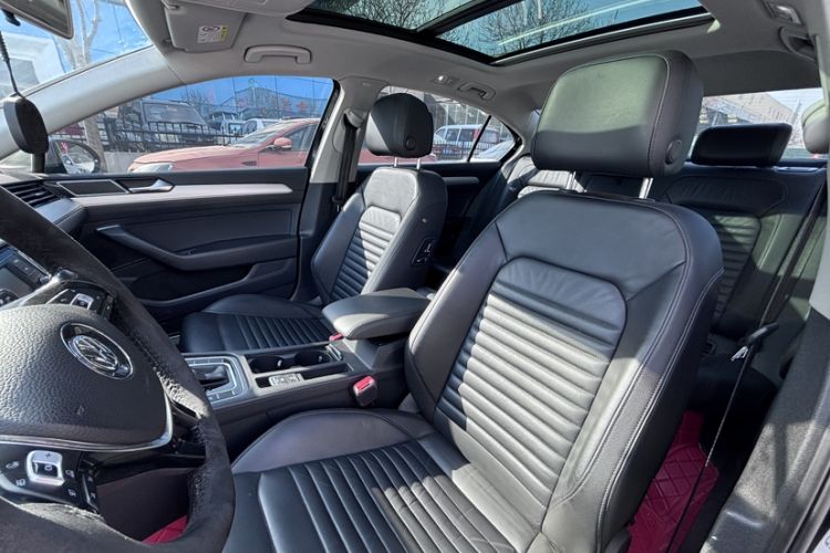 Used Volkswagen Magotan 2017 280TSI DSG Leading Edition
