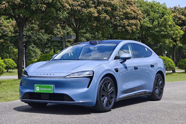 Used Hima Luxeed R7 2024 All-Electric 667 km Max
