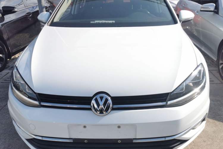 Used Volkswagen Golf 2018 230TSI Automatic Comfort Model
