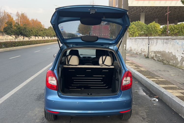 Used Skoda Fabia 2014 1.4L Manual Crystal Edition