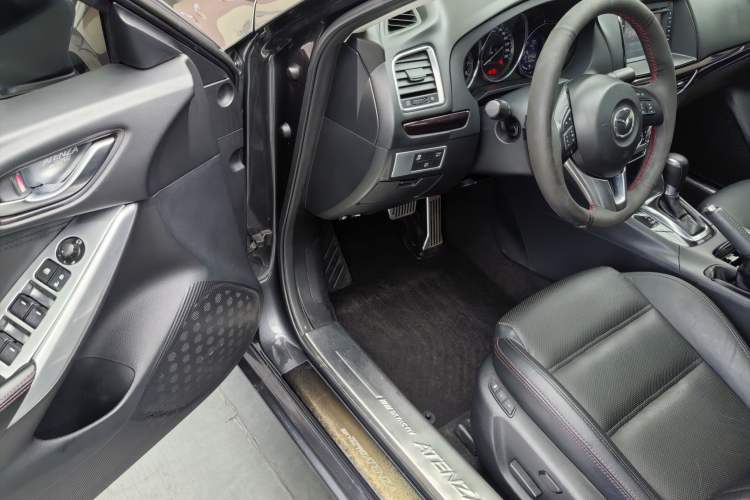 Used Mazda Atenza 2014 2.5L Blue Sky Prestige Edition
