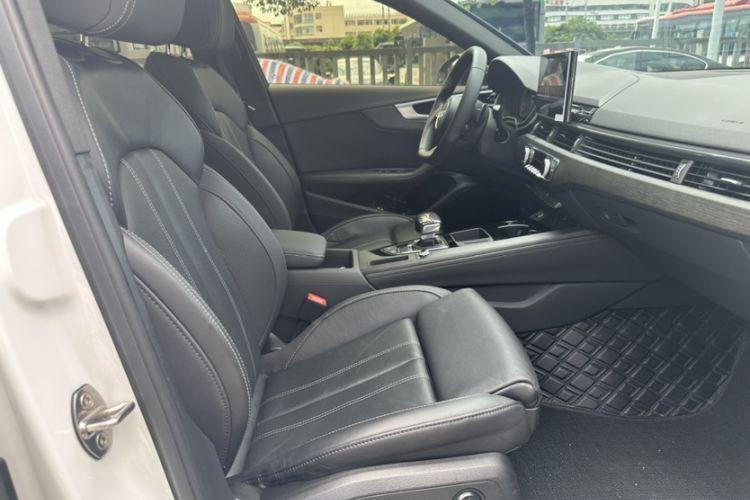 Used Audi A4L 2023 40 TFSI Luxury Dynamic Model
