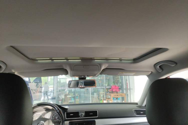 Used Volkswagen Passat 2015 1.8TSI DSG Prestige Edition
