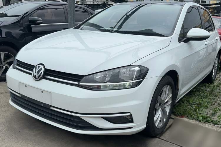 Used Volkswagen Golf 2018 230TSI Automatic Comfort Model
