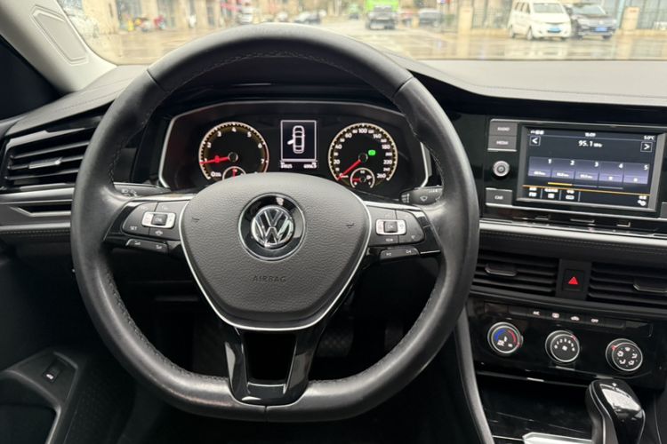 Used Volkswagen Sagitar 2020 200TSI DSG Comfort Version China VI Standard
