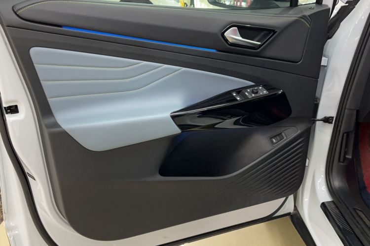 Used Volkswagen ID.4 X 2021 Pro Smart Long-Range Edition