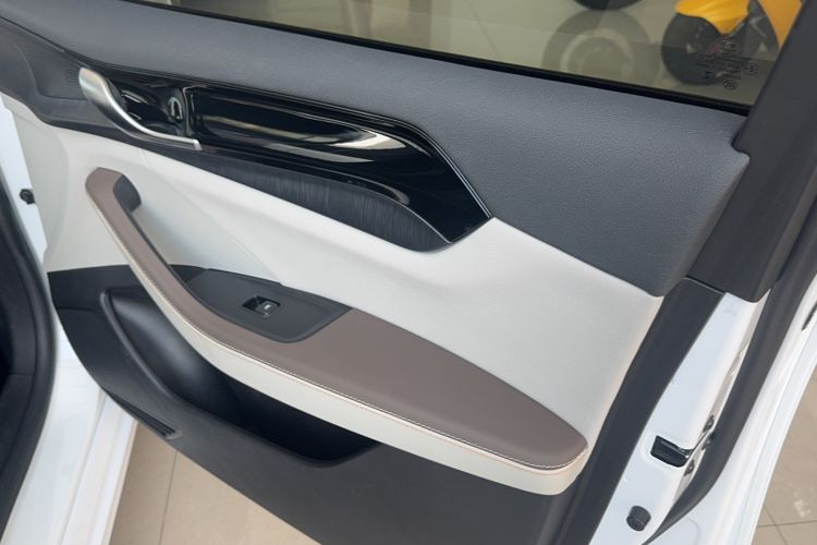 Used BYD Qin PLUS 2024 HONOR Edition DM-i 55KM Leading Model
