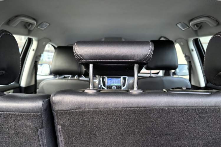 Used Zotye SR7 2016 1.5T CVT Cube Road Edition China V Standard
