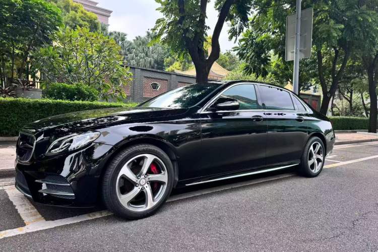 Used Mercedes-Benz E-Class 2019 E 300 L Sporty and Stylish Model

