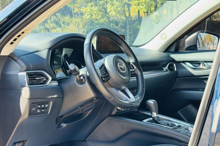 Used Mazda CX-5 2022 2.5L Automatic 4x4 Prestige Edition
