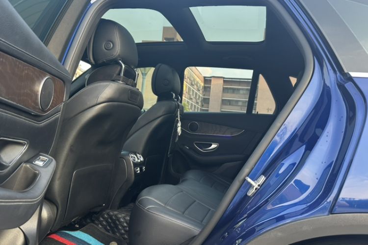 Used Mercedes-Benz GLC 2016 GLC 300 4MATIC Dynamic Model
