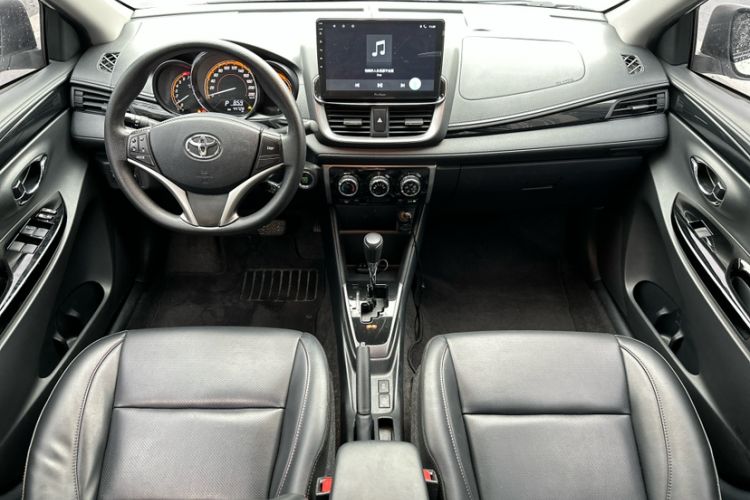 Used Toyota YARiS L 2022 X-Trail 1.5L CVT Luxury PLUS Edition
