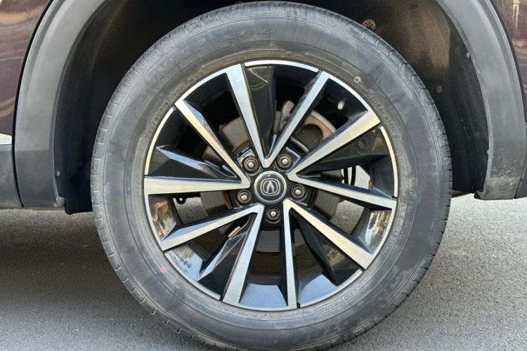 Used Changan CS85 COUPE 2019 1.5T DCT Version China VI Standard
