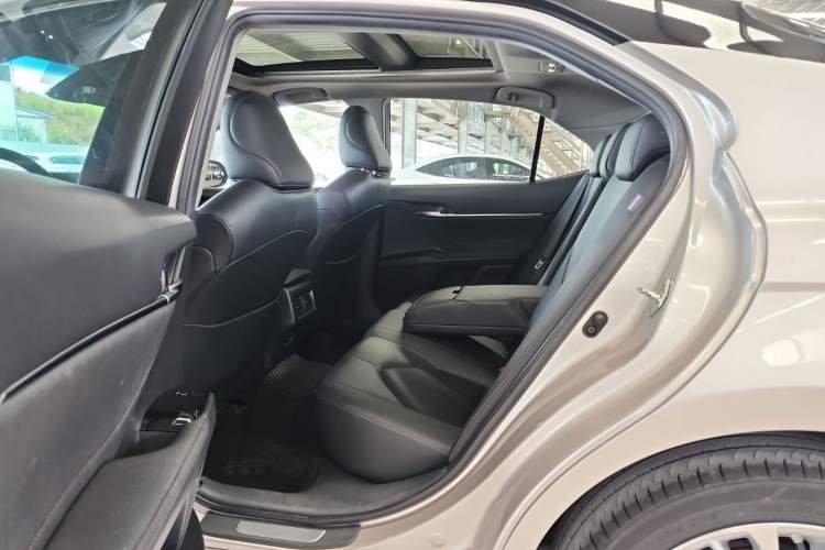 Used Toyota Camry 2019 Revised Version 2.5G Luxury Edition
