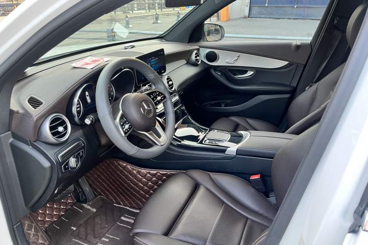 Used Mercedes-Benz GLC 2020 GLC 260 L 4MATIC Dynamic Model
