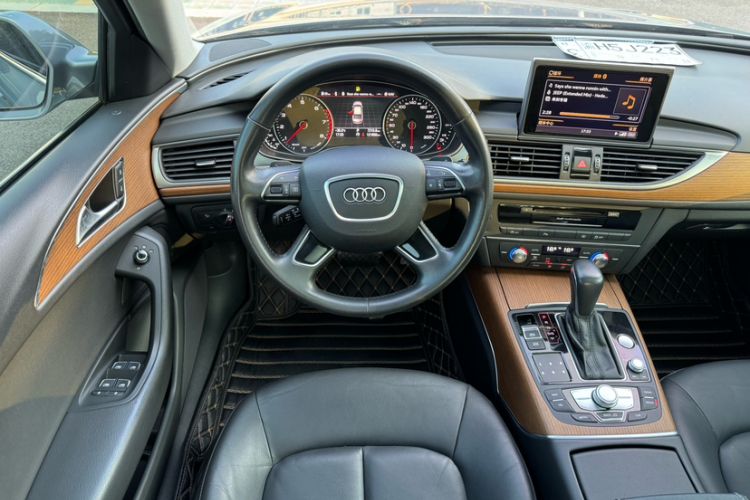 Used Audi A6L 2018 30th Anniversary Edition 30 FSI Style Model
