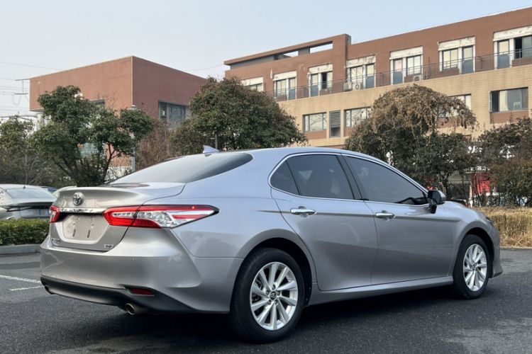 Used Toyota Camry 2021 2.0G Luxury Edition