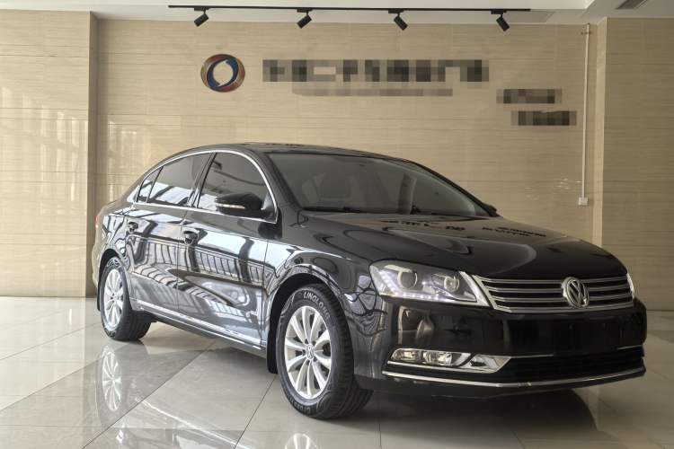 Used Volkswagen Magotan 2015 Facelift 1.8TSI Luxury Model
