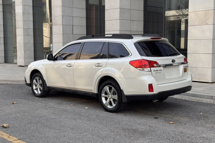 Used Subaru Outback 2013 2.5i Luxury Edition
