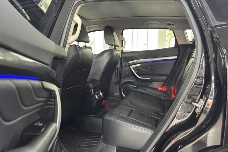 Used Wey VV7 2017 2.0T Ultra-Luxury Version
