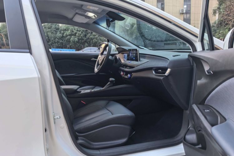 Used Buick Velite 6 2023 430km Range Commuter Version