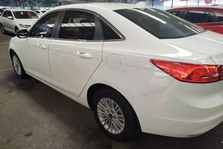 Used Ford Escort 2017 1.5L Manual Comfort Model
